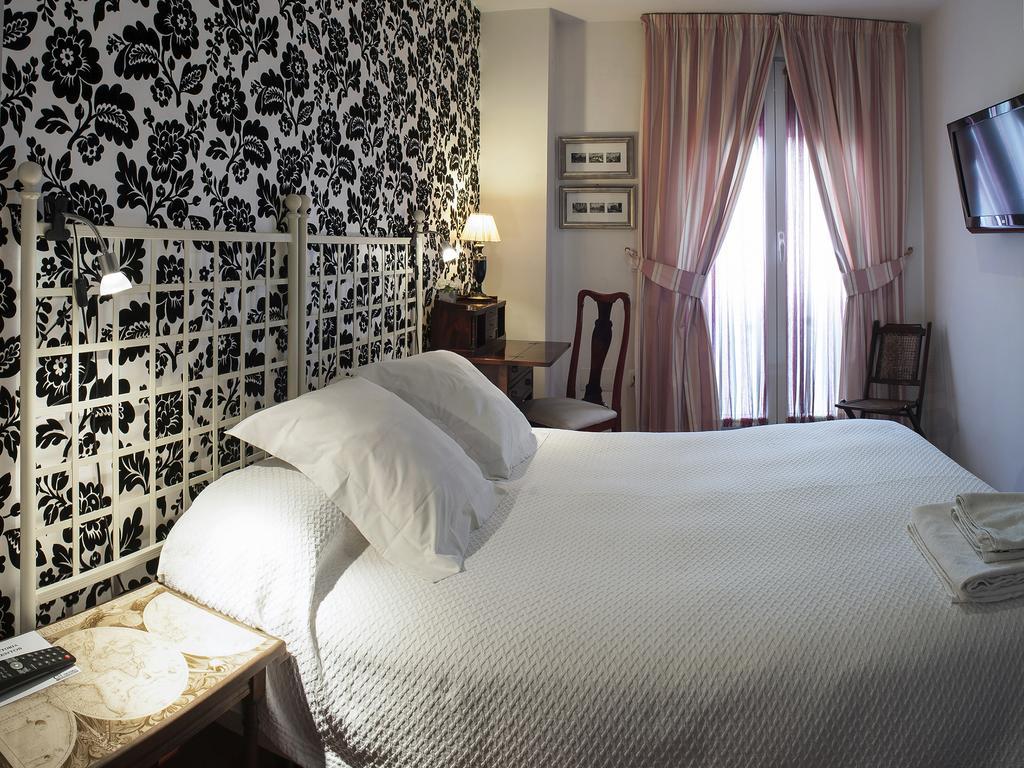 Ch Hostal Victoria Cuenca  Luaran gambar