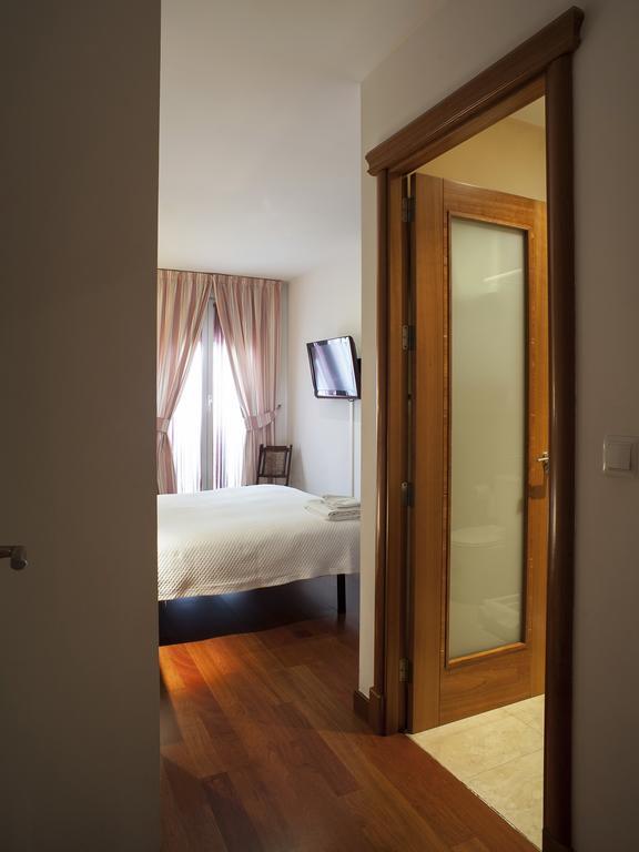 Ch Hostal Victoria Cuenca  Luaran gambar
