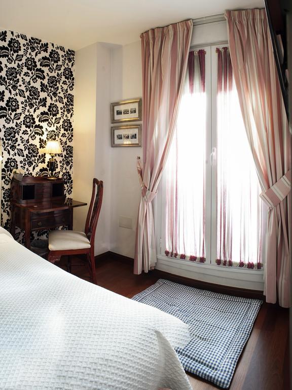 Ch Hostal Victoria Cuenca  Luaran gambar