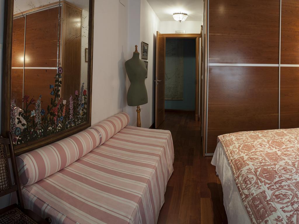 Ch Hostal Victoria Cuenca  Luaran gambar